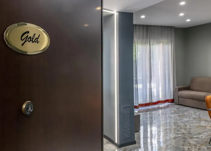 Gold Luxury Flat X4 公寓 *